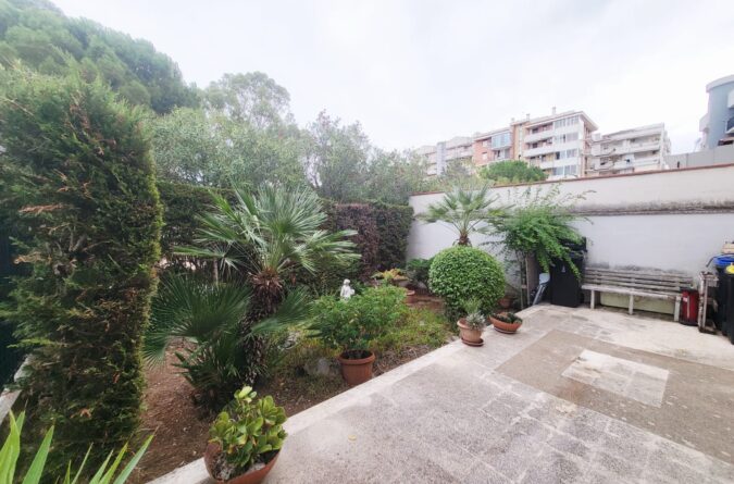 Cod. 516 – Locale commerciale “LUMINOSISSIMO” – “Via Vecchia Barletta” – Andria –